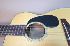 Martin Custom Shop CTM 00-18 / Old Decal Logo・Grover Deluxe peg・Solid Spruce Top・Solid Mahogany Side and Back・Non-Scalloped BracingSQ-Square Rod・Long Saddle・Beveled Edge Black Pick-guard・【With Original Hard _9