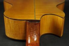 Greven The J Herringbone White Lady Head_15