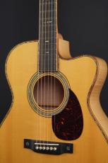 Martin OMC-42 Custom Flamed Maple_3