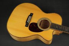 Martin OMC-42 Custom Flamed Maple_11