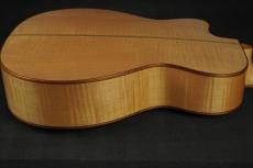 Martin OMC-42 Custom Flamed Maple_15