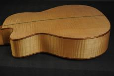 Martin OMC-42 Custom Flamed Maple_16