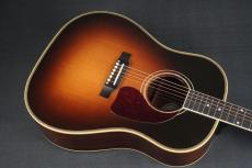 Gibson J-45 Custom_11
