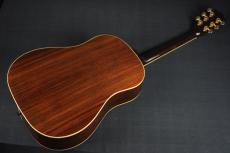 Gibson J-45 Custom_12