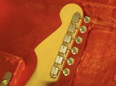 Fender Limited Edition American Vintage II '61 Stratocaster RW Black w/Gold Hardware_8