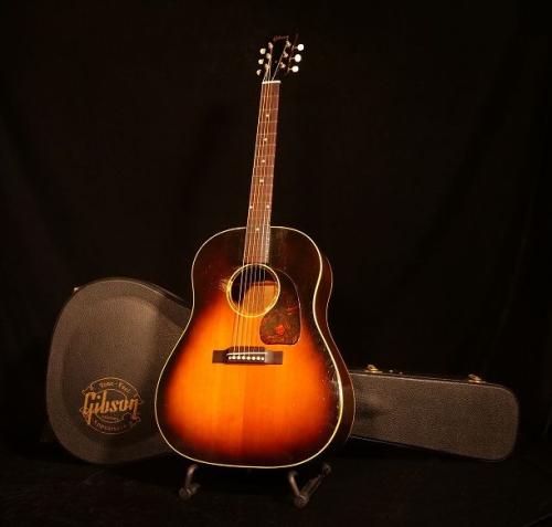 Gibson J-45【1951年製 初期モデル 演奏性・サウンド抜群!  良いヴィンテージをお探しだった方にオススメです! 】ぜひ解説試奏動画ご覧下さい。