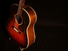 Gibson J-45【1951年製 初期モデル 演奏性・サウンド抜群!  良いヴィンテージをお探しだった方にオススメです! 】ぜひ解説試奏動画ご覧下さい。_4