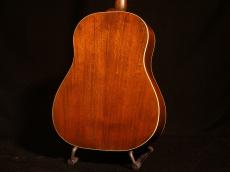 Gibson J-45【1951年製 初期モデル 演奏性・サウンド抜群!  良いヴィンテージをお探しだった方にオススメです! 】ぜひ解説試奏動画ご覧下さい。_5