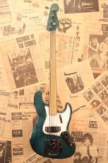 Fender 1970 Jazz Bass "Original Factory Fletless with Lake Placid Blue & Black Binding Neck"