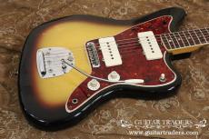 Fender 1966 Jazzmaster "Binding with Dot Marker Neck"_10