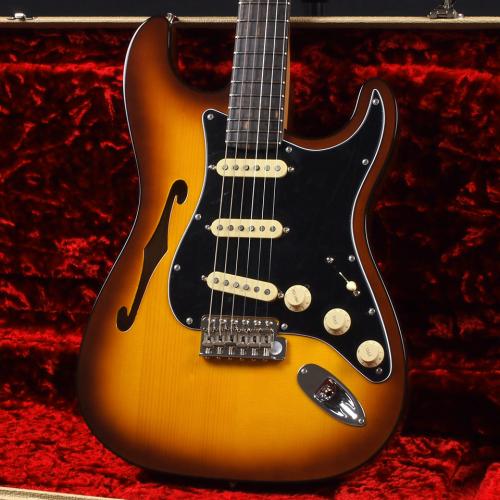 Fender Limited Edition Suona Stratocaster Thinline Ebony Fingerboard ~Violin Burst~【全国どこでも送料無料!!】【Fender公認ストア!! 浜松の楽器店 SONIX】