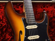 Fender Limited Edition Suona Stratocaster Thinline Ebony Fingerboard ~Violin Burst~【全国どこでも送料無料!!】【Fender公認ストア!! 浜松の楽器店 SONIX】_4