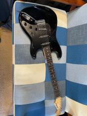 Honky Tonk Guitars Black Caster_9