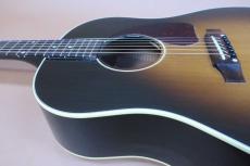 Gibson J-45VS / Vintage Sunburst・ Original Peg・Solid Spruce Top・Solid Mahogany Side and Back・Mahogany Neck・Rosewood Fingerboard・60s One Ring Rosette・Teardrop Pick guard【With Original Hard Case】2006年製_13