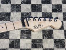 EVH Striped Series Red with Black Stripes_7