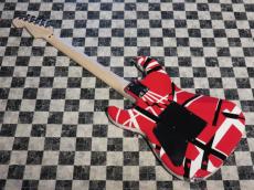 EVH Striped Series Red with Black Stripes_8