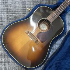 Gibson J-45 2011年