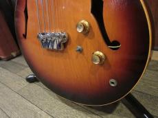 Gibson 1967 EB-2 Sunburst_3