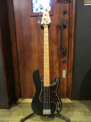 FREEDOM CUSTOM GUITAR RESEARCH C.S. Retro Series PB Black