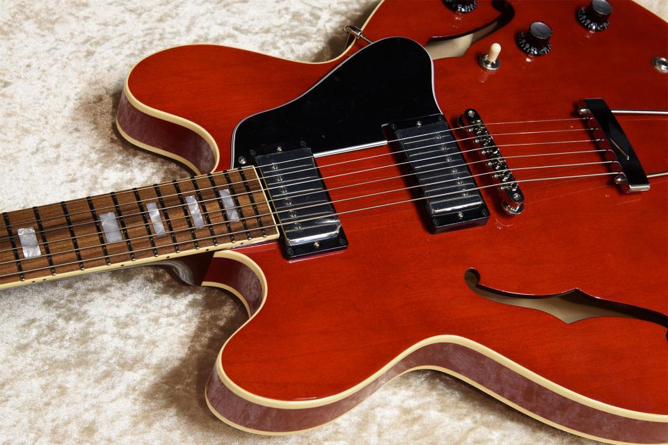 Archtop Tribute AT135STP gibson es335タイプ Archtop Tribute AT135STP gibson es335タイプ GIBSON ES-335 natural