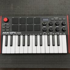 AKAI MPK Mini Mk3_2