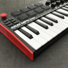 AKAI MPK Mini Mk3_4