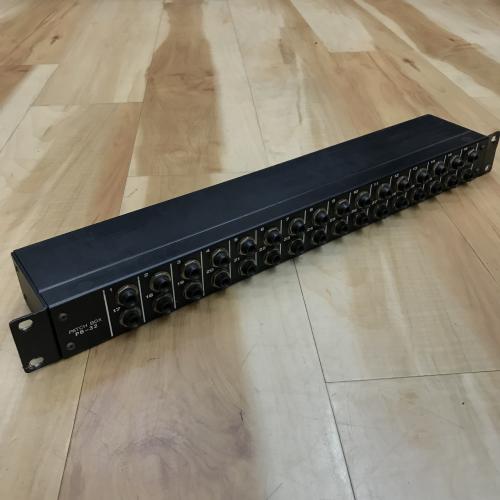 Signal-Flex Patch Box PB-32