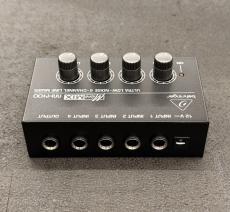 BEHRINGER MX400_4