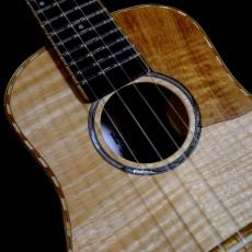 KOU ukulele Soprano LN Bell shape  - Curly Maple -_7