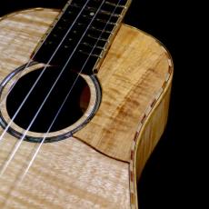 KOU ukulele Soprano LN Bell shape  - Curly Maple -_9