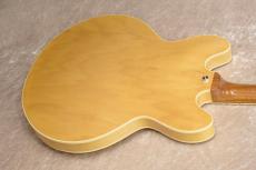 Archtop Tribute AT135STP_3
