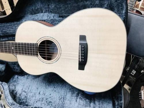 K.Yairi NY-65V ニューヨーカーモデル　マイク搭載　 アンプに繋げる　PICKUP付　NY65V 【 Kヤイリ　PU搭載 】