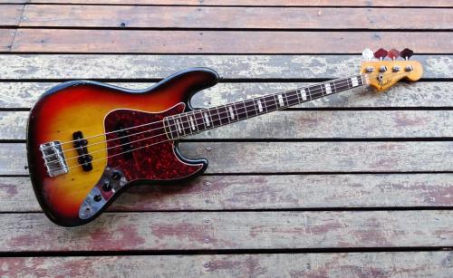 Fender JazzBass