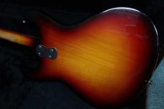 Mosrite ’65 The Ventures Model U.S.A / Zero fret Width at Brass Nut 40mm ・Basswood With German Curve Contour・Rosewood Fingerboard・ Vibrato unit and Roller Bridge 【With Original Alligator Case】  1990年製_4