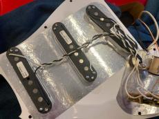 Fender Mexico Standard Stratocaster Candy Apple Red SCHALLER Lock Meister MOD 2013_10