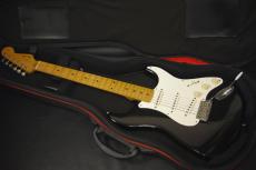 Fender Japan ST57-650_2