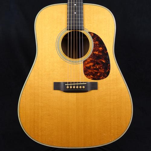 Martin HD-28 w/i-Beam Active 2010