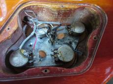 Gibson 1976 Les Paul Standard Cherry Sunburst_11