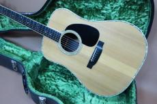 Cat's Eyes CE-2000 / Torch Inlay・U.S.A Grover 102 Peg・Solid Ezo Spruce Top・Solid Jacaranda Side and Back・ D-41 Style Solid Abalone Trim and Rosette・Ebony Fingerboard and Bridge・Under Finish Pick guard 【With Orig_2