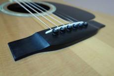 Cat's Eyes CE-2000 / Torch Inlay・U.S.A Grover 102 Peg・Solid Ezo Spruce Top・Solid Jacaranda Side and Back・ D-41 Style Solid Abalone Trim and Rosette・Ebony Fingerboard and Bridge・Under Finish Pick guard 【With Orig_14