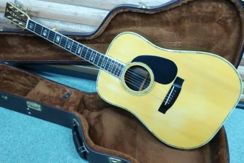 Yamaki F-1150 / Vertical Logo ・Jacaranda Head Plate・Solid Abalone Top and Back Trim and Rosette・Hexagons Inlay・Solid Ezo Spruce Top・Solid Jacaranda Side and Back【With Boblen Hard Case】1970年代製