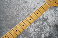 Fender 70th Anniversary American Vintage II 1954 Stratocaster / 2Color Sunburst 【3.62kg】_4