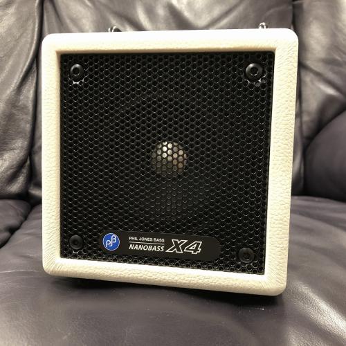 Phil Jones Bass 《卓上サイズ》NANOBASS X4 -WHITE-【即納可】