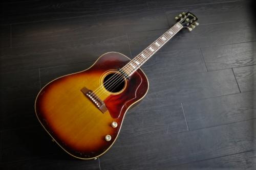 Gibson J-160E　1968年　