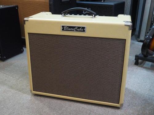 Roland Blues Cube Stage