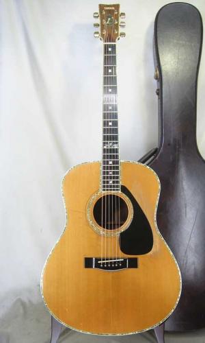 YAMAHA L-55 Custom /　Flagship Model・Abalone Trim・Solid Premium Grade Ezo Spruce Top・Solid Premium Grade Jacaranda Side and Back・Terry Nakamoto Sign 【With Custom Hard Case】　1984年製
