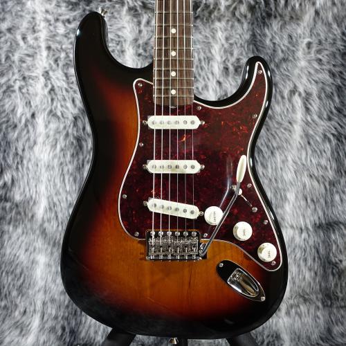 Fender FSR Made in Japan Traditional II 60s Stratocaster 3-Color Sunburst