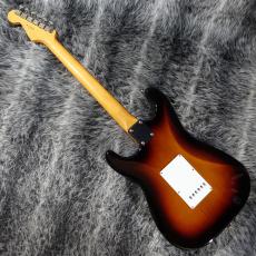 Fender FSR Made in Japan Traditional II 60s Stratocaster 3-Color Sunburst_6