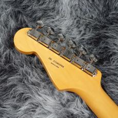 Fender FSR Made in Japan Traditional II 60s Stratocaster 3-Color Sunburst_9