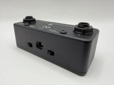 One Control Minimal Series Pedal Board Junction Box with BJF Buffer_3